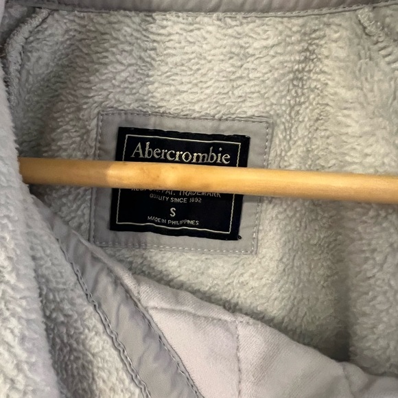 Abercrombie Asymmetrical Snap-Up Fleece - Picture 3 of 6